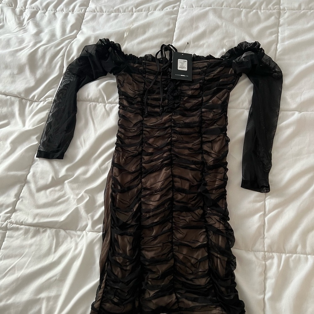 Mesh off shoulder ruched dress